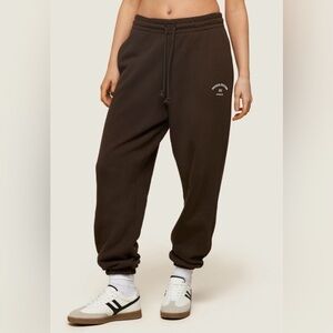 Gymshark PE sweatpants archive brown S